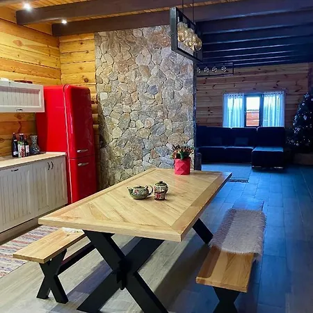 тіні предків Chalet Plave