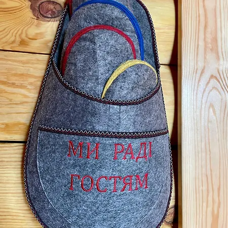 тіні предків Шале Плаве