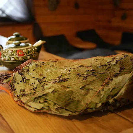 тіні предків בקתה *