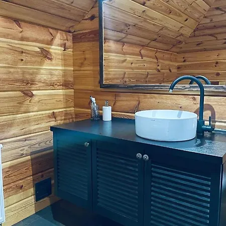 Σαλέ тіні предків Plave